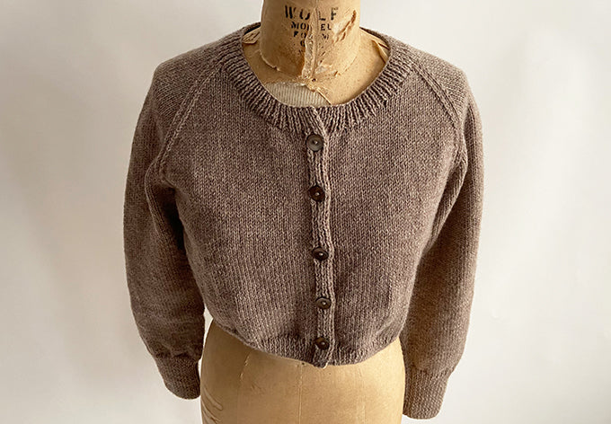 カーディガン Bibiy. "B"camel pepuramu cardigan Camel Open Front 3-D Floral Cardigan | Cozy & Chic | Cupshe
